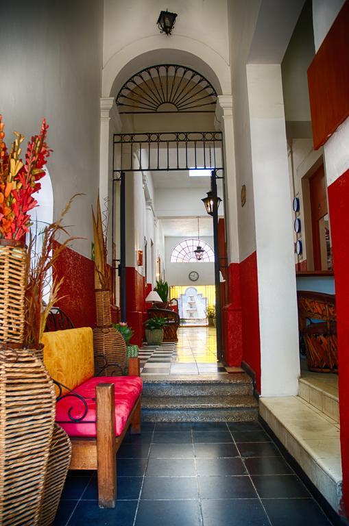 Hostal De Maria Guadalajara Exterior photo