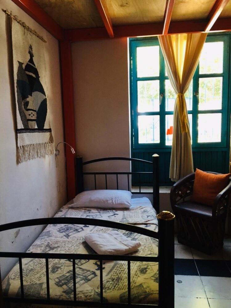 Hostal De Maria Guadalajara Exterior photo